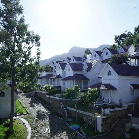 Mirth Hotels And Resorts Kanthalloor Exterior photo