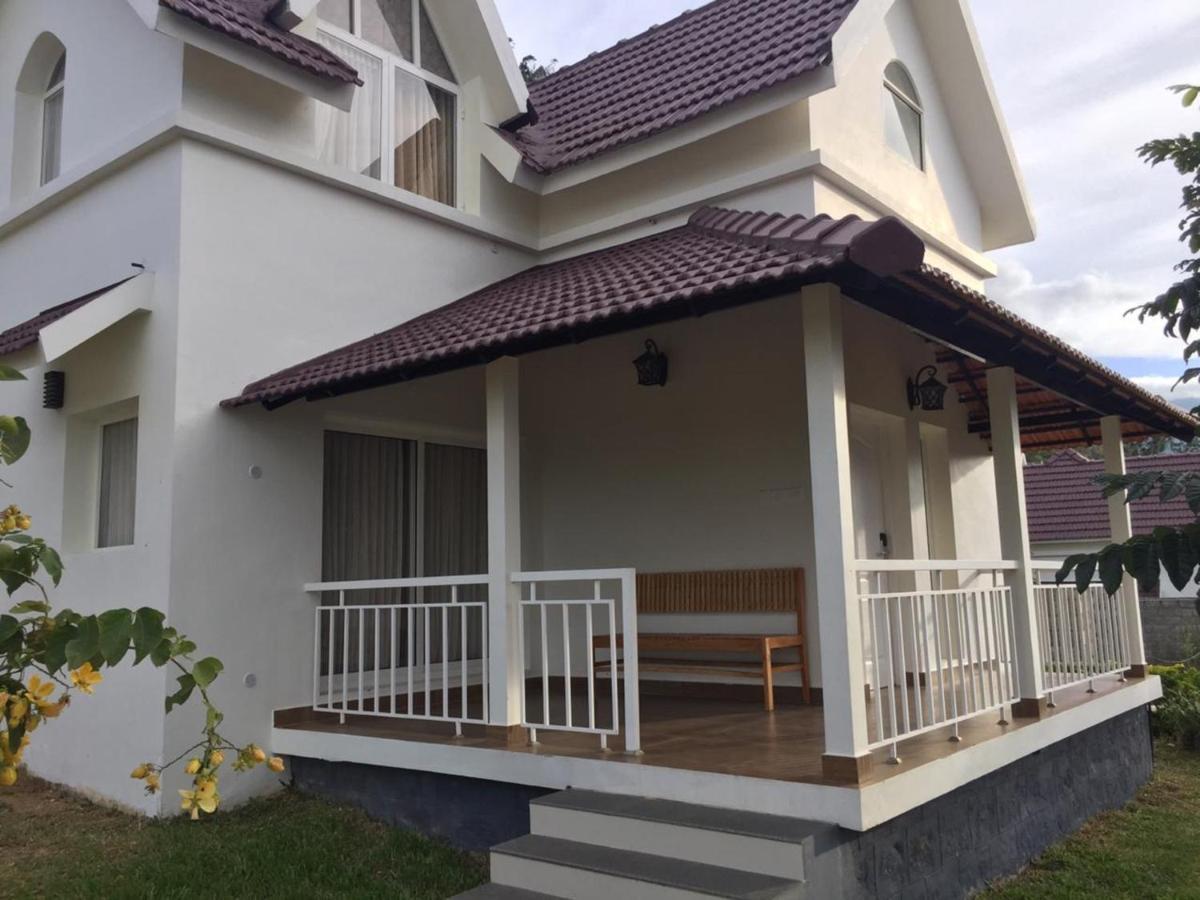Mirth Hotels And Resorts Kanthalloor Exterior photo