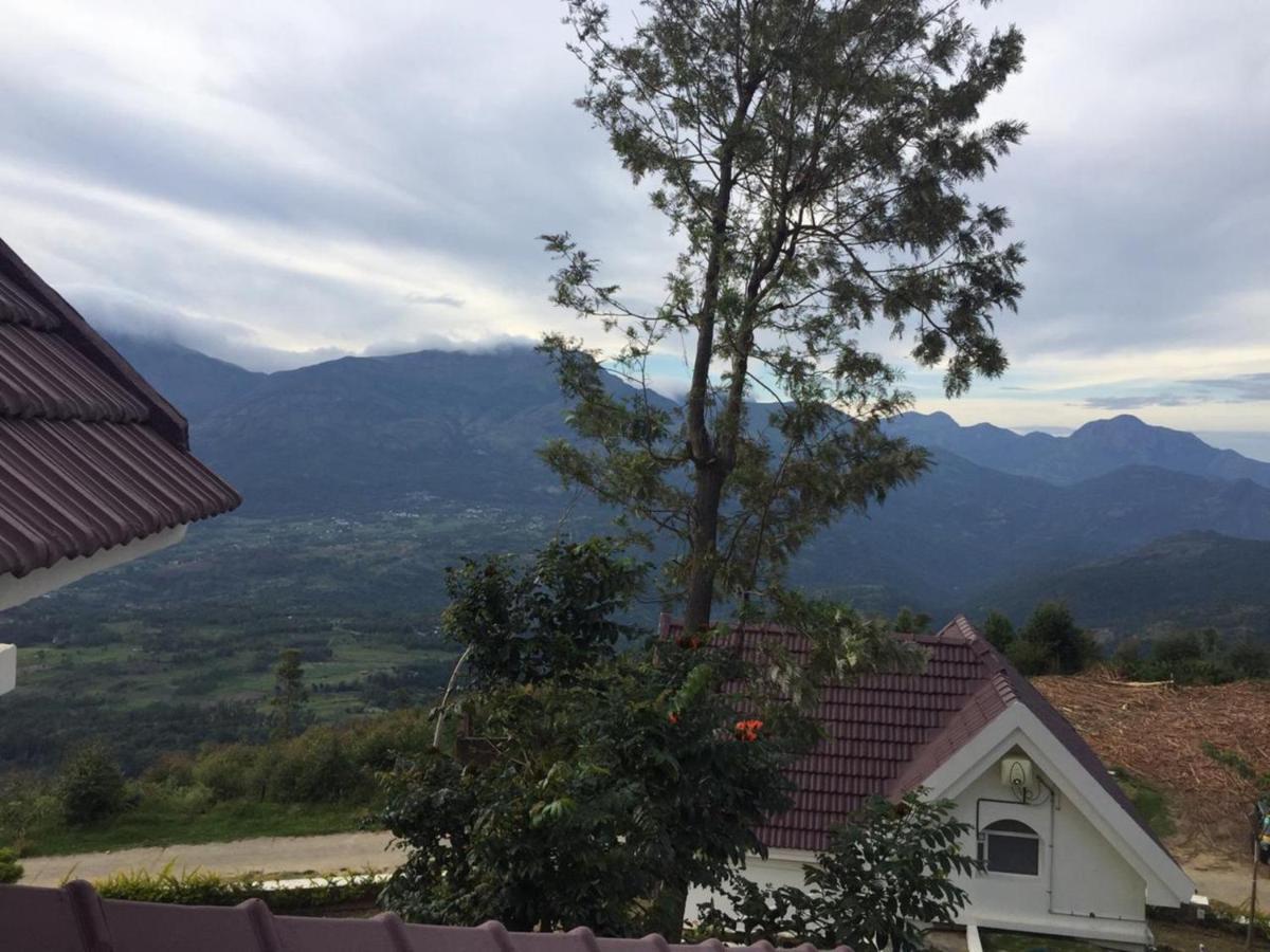 Mirth Hotels And Resorts Kanthalloor Exterior photo