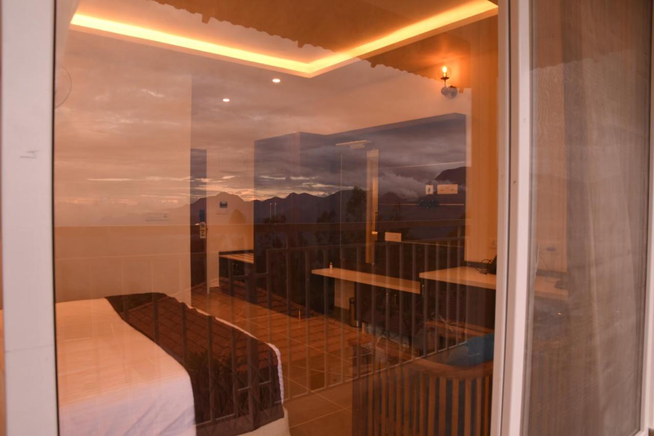 Mirth Hotels And Resorts Kanthalloor Exterior photo